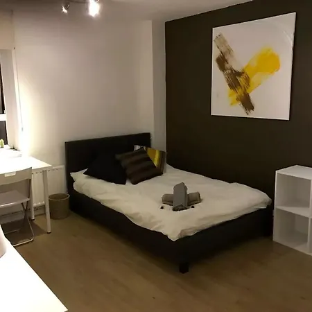 Cozy Room Very Close To Canary Wharf ! London