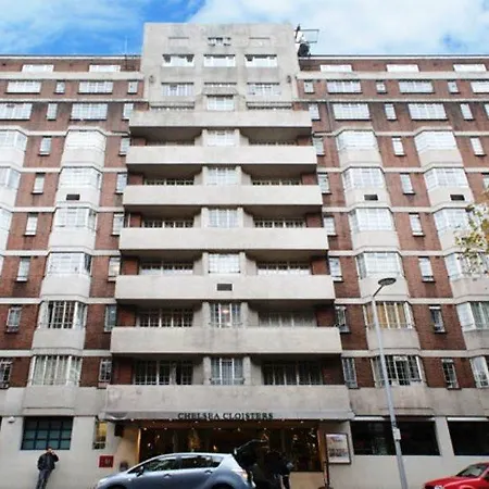 Hotel Veeve  Chelsea Cloisters 4*