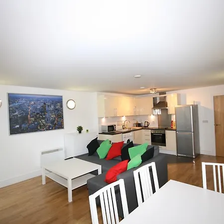Hare Marsh Apartment London