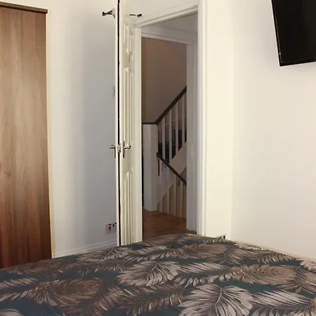 3 Portland Villas