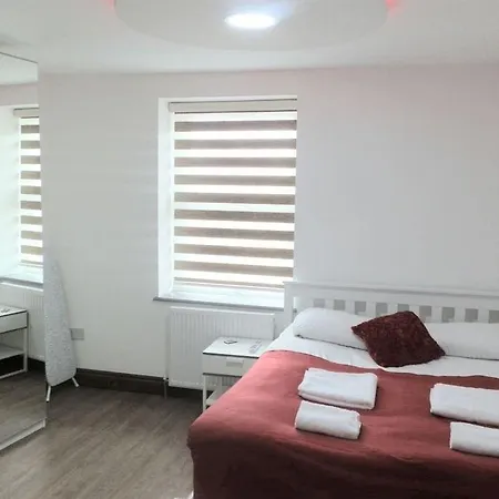 Green Suites 4*