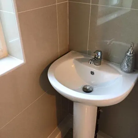 Larsvale 3* London