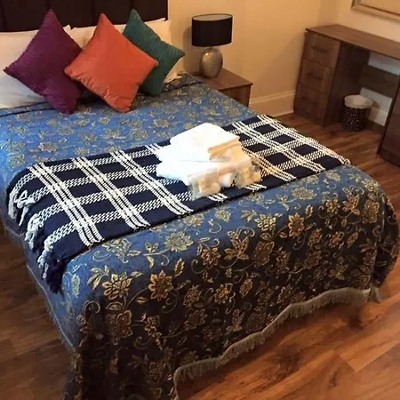 Guest house Larsvale London