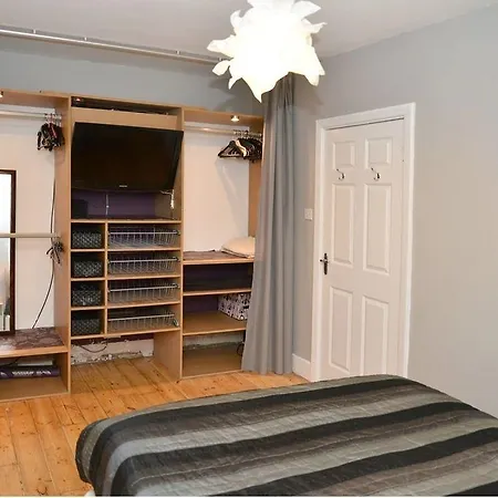 Erlox Hyde Park Apartment London