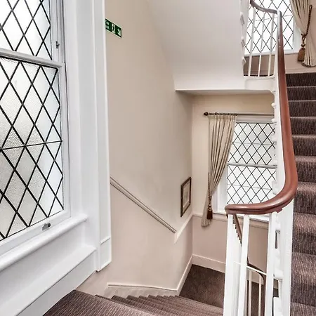 Jenkins Daire Londra