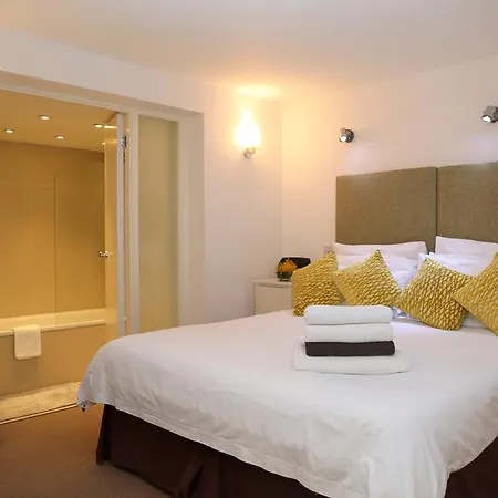 Apartment Brompton House *