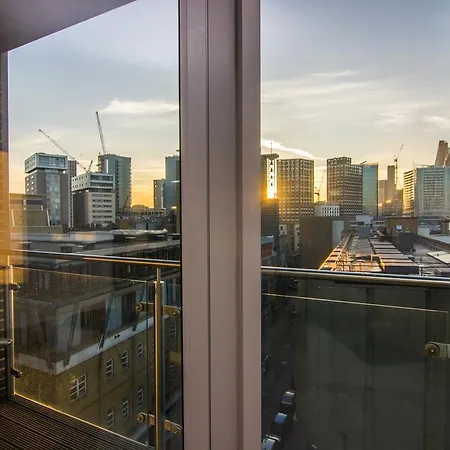 Apartment Wharf - Foundry Court * London