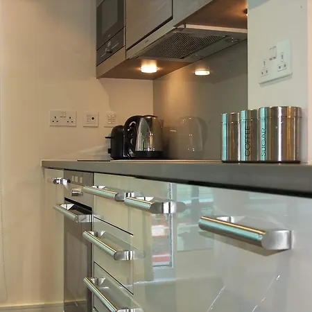 Apartment St George Wharf