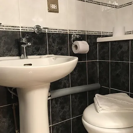Hotel Whiteleaf