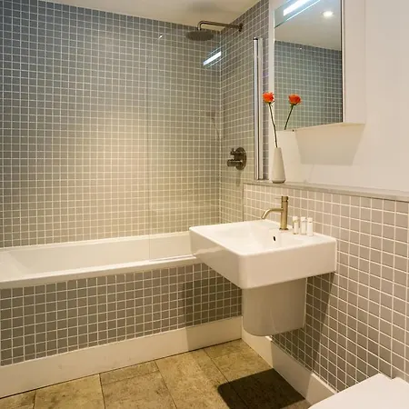 Shoreditch One Apartment *