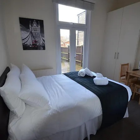 Apartment Hpr London