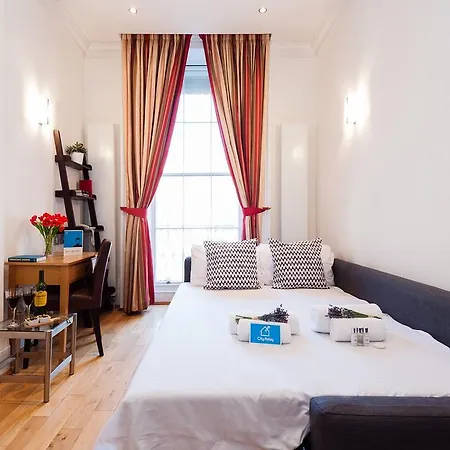 Apartment The Hyde Park Sussex Gardens London