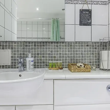 Apartment Excel London
