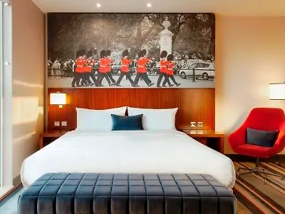 Hyatt Place West London Hayes Hotel