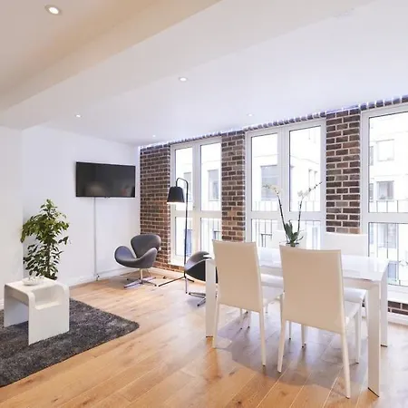 Uber - Covent Garden 4* London
