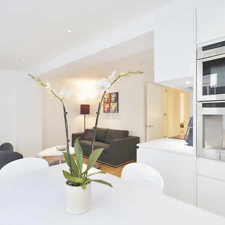 Uber - Covent Garden Hotel London