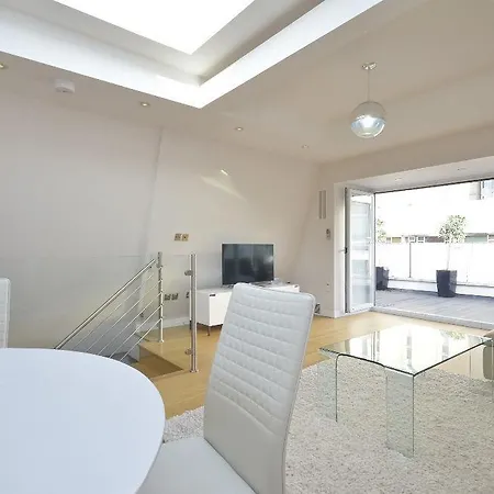 Uber - Covent Garden 4* London