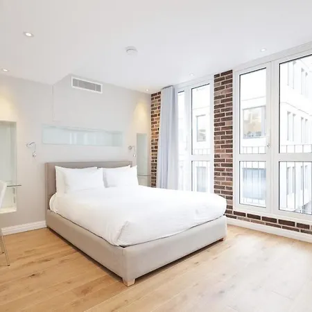Uber - Covent Garden 4*