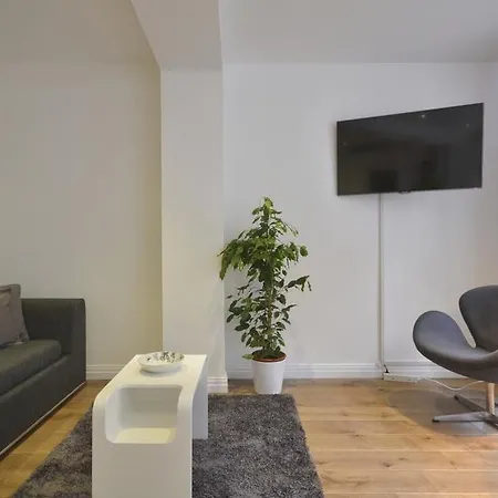 Uber - Covent Garden 4*