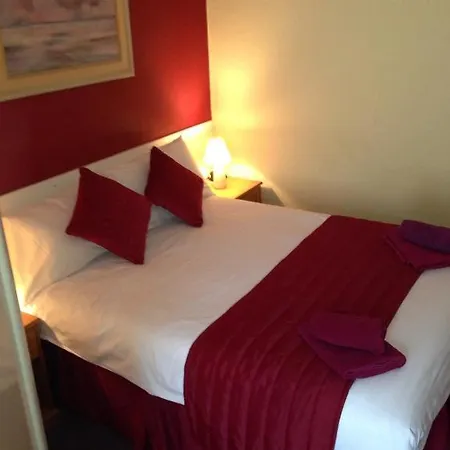 Abbey Bed & Breakfast 2*