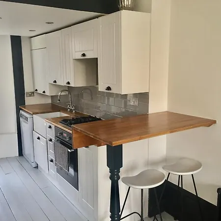 Eagle House Studio Apartment