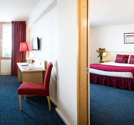 St Giles Heathrow - A St Giles 3* Feltham