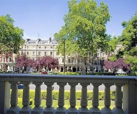 Aaraya Sussex Gardens 3*