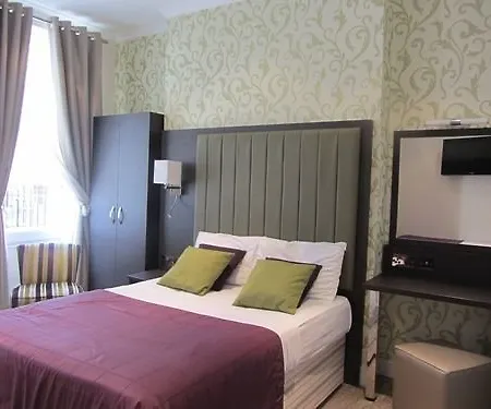 Goodwood Hotel London
