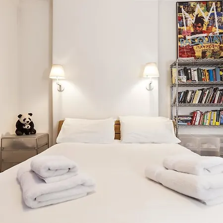 South Kensington X4, London