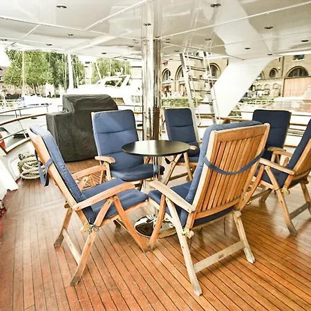 Absolute Pleasure Yacht Hotel