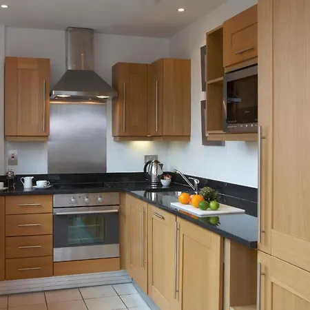 Hotel apartamentowy Marlin Stratford