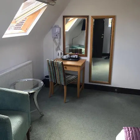 Harefield Manor Hotel