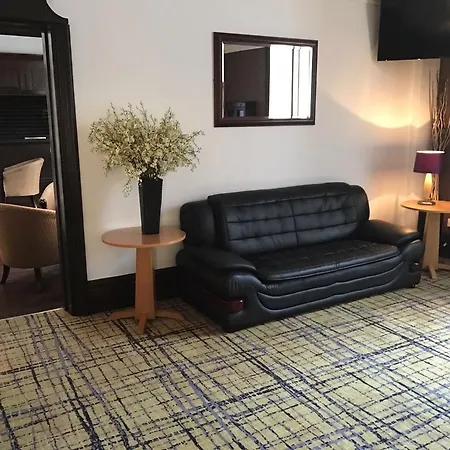 Harefield Manor 3* Romford