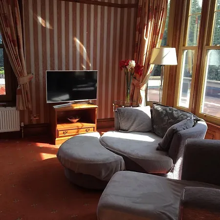 Harefield Manor Hotel