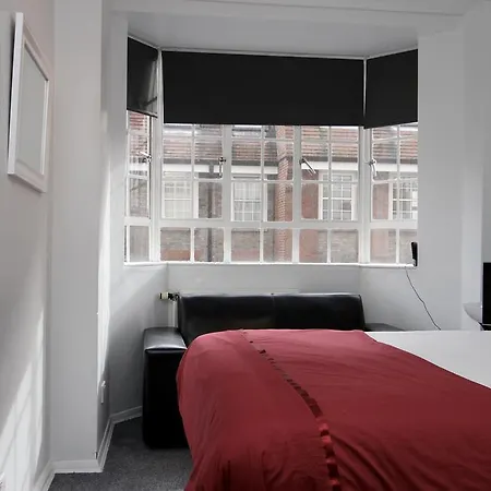 Studio Chelsea Cloisters Apartment *