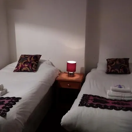 The Notting Hill 2*