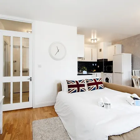 Apartment The Cromwell Road Sherborne Court London
