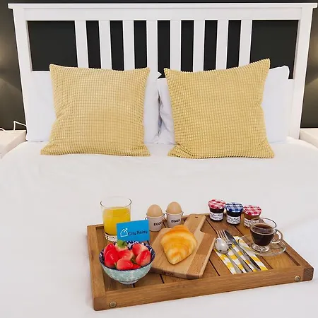 The Cromwell Road Sherborne Court Apartment