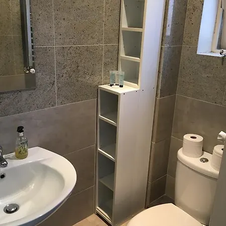 Point A Paddington 3*