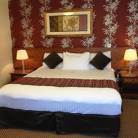 Hotel The Royal Chace 4*