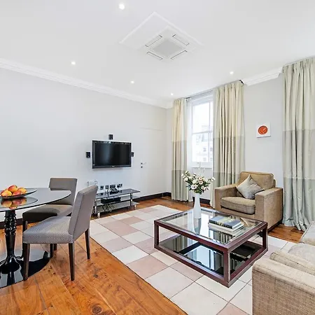 Aparthotel 130 Queen's Gate