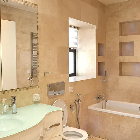 Tali's House Guest house London