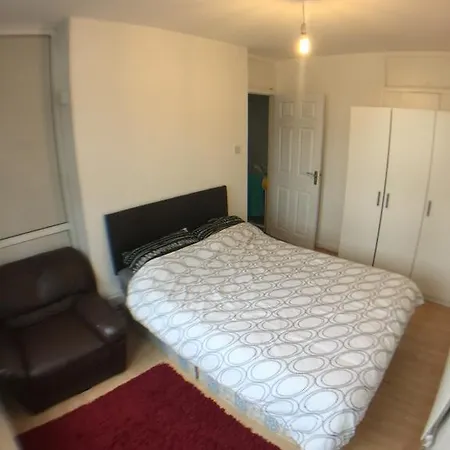 Guest house Chapman Street London
