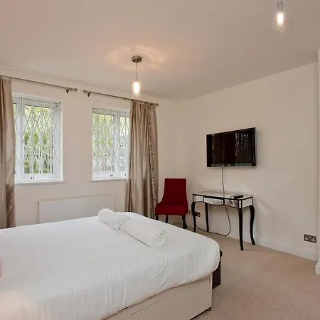 Porchester Terrace Apartment