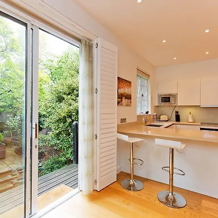 Porchester Terrace *