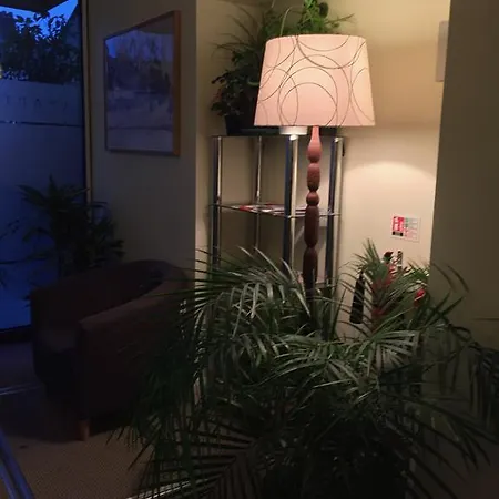 Hotel apartamentowy Lyall