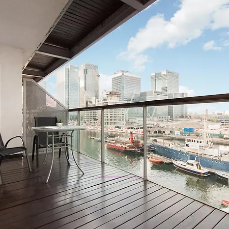 Canary Wharf Luxury River View 4* London