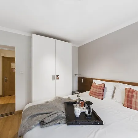 Lux South Kensington