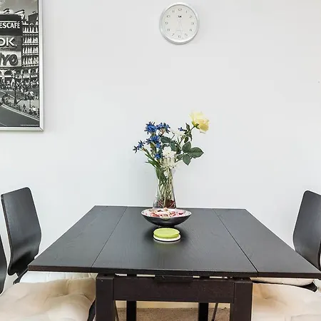Fantastic 1 Bed Flat Stratford *