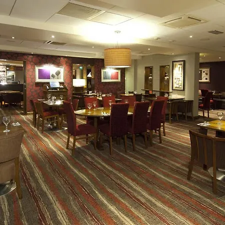Premier London Heathrow Airport T2 & T3 - Bath Road 호텔